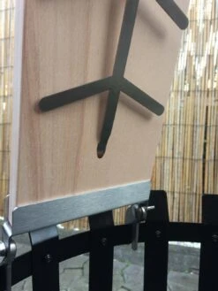 Flammlachsbrett Buche 140mm Klemm-Variante Mit 11mm Nut 14 Flammlachsbrett Buche 140mm Klemm-Variante Mit 11mm Nut -GrillWerk Verkäufe 20977 Flammlachsbrett Klemmen Vorne