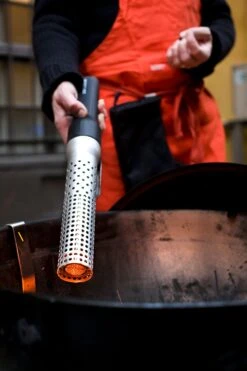 Big Green Egg Looftlighter - Elektrischer Grillanzünder -GrillWerk Verkäufe Big Green Egg Looftlighter Holzkohlegrill anzuenden