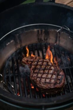 Big Green Egg 2-teiliger Ständerrost Large -GrillWerk Verkäufe Big Green Egg Staenderrost Large Cowboy