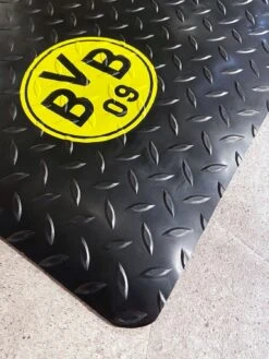 Grillfürst Grill Bodenschutzmatte 160 X 80 Cm - Borussia Dortmund Edition -GrillWerk Verkäufe Borussia Dortmund Bodenschutzmatte Grill Logo