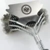 Grillfürst Grillbürste - Eintracht Frankfurt Edition - Edelstahl, Mit Breitem 3-fach Bürstenkopf Und Schaber 2 Grillfürst Grillbürste - Eintracht Frankfurt Edition - Edelstahl, Mit Breitem 3-fach Bürstenkopf Und Schaber -GrillWerk Verkäufe Eintracht Grillbuerste Edelstahl