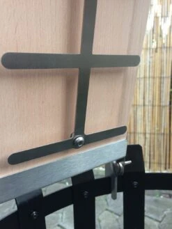 Flammlachsbrett Buche 140mm Schraub-Variante Mit 11mm Nut -GrillWerk Verkäufe Flammlachsbrett Schrauben Vorne