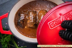 Grillfürst Dutch Oven Sternentöpfchen / Gusseisen Bräter - Emailliert - M - Lila -GrillWerk Verkäufe Grillfuerst Sternentoepfchen M Beispiel Rouladen