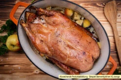 Grillfürst Dutch Oven Sternentöpfchen / Gusseisen Bräter - Emailliert - XL - Lila -GrillWerk Verkäufe Grillfuerst Sternentoepfchen XL Gaensebraeter Beispiel