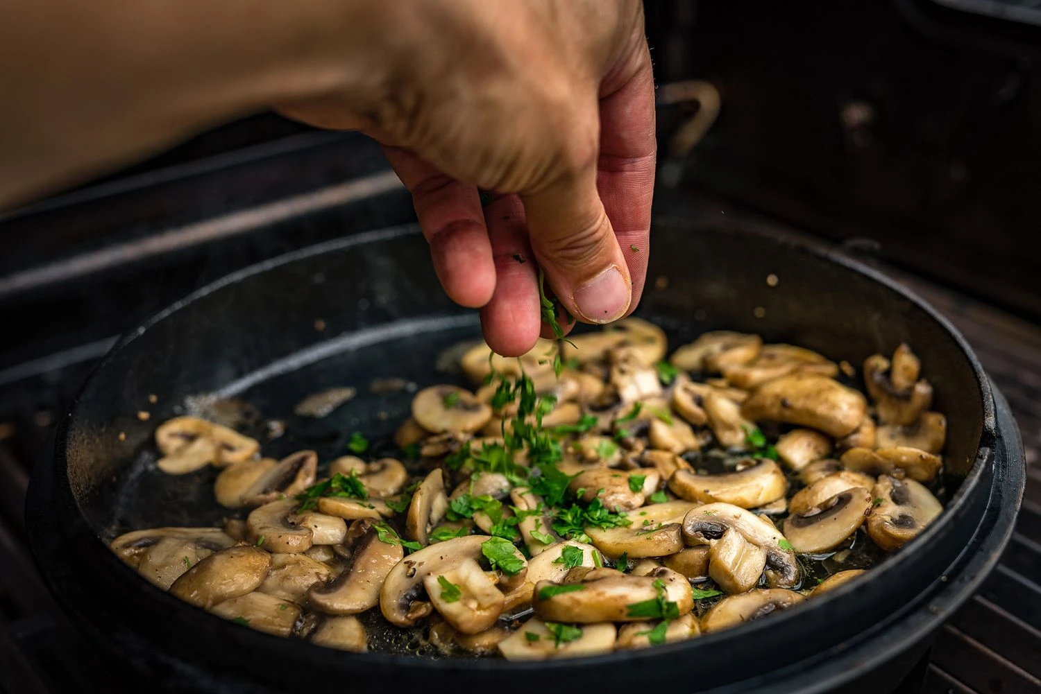 Grillfürst Dutch Oven BBQ Edition DO4 - Klaus Grillt Sonderedition 8 Grillfürst Dutch Oven BBQ Edition DO4 - Klaus Grillt Sonderedition – Bild 6