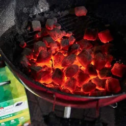 McBrikett KOKOKO EGGS 8 Kg 9 McBrikett KOKOKO EGGS 8 Kg -GrillWerk Verkäufe Mcbrikett Kokoko Eggs Kokoskohle Glutbild