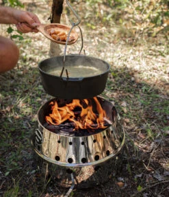 Petromax Griffschale Olivenholz / 25 Cm 8 Petromax Griffschale Olivenholz / 25 Cm -GrillWerk Verkäufe Petromax Olivenholz Griffschale 25cm Lifestyle