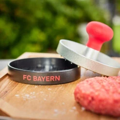 Rösle Burgerpresse Ø11 Cm - FC Bayern Edition -GrillWerk Verkäufe Roesle Burgerpresse FC Bayern Detail