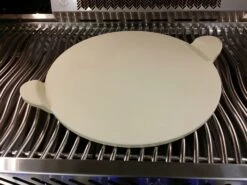 Napoleon PRO Pizzastein 38 Cm Mit Schneideroller -GrillWerk Verkäufe napoleon pro pizzastein 70001